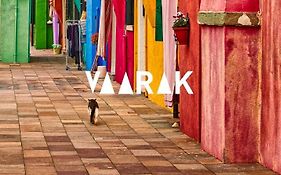 Vaarak